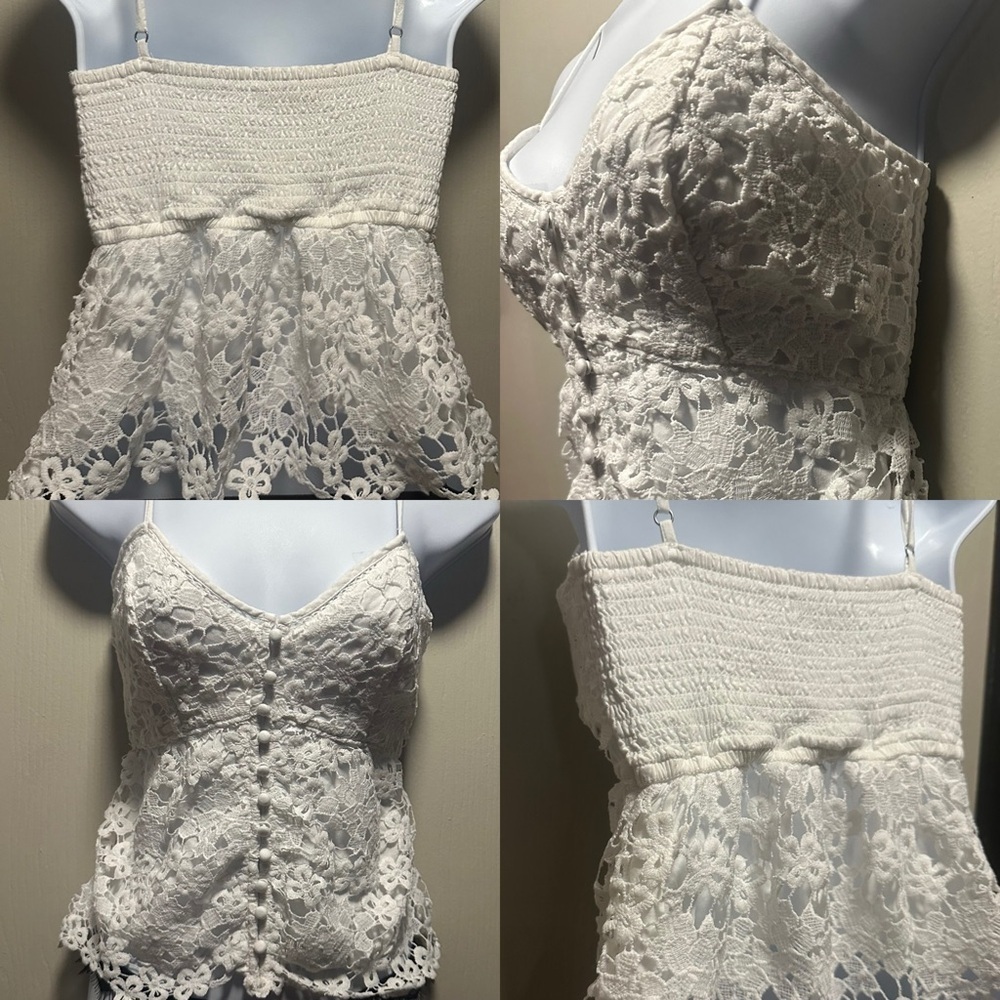 ✨🤍Abercrombie & Fitch White Lace Peplum Cami Top XS - Picture 9 of 16